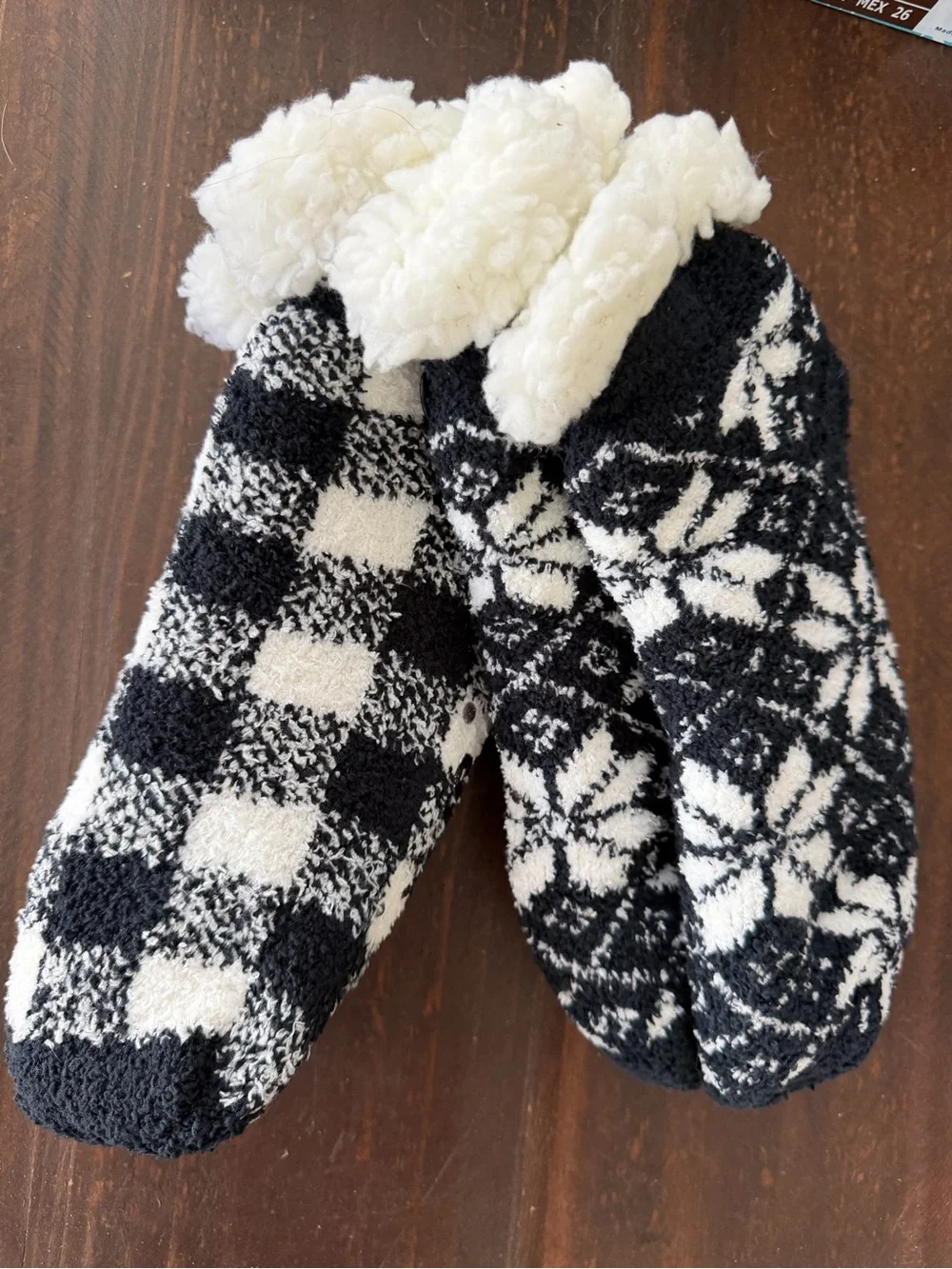 (2) Pair Cozy Black & White Plush Cabin Slipper Socks